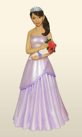 Quinceanera w/ bouquet in purple 8.5H    *